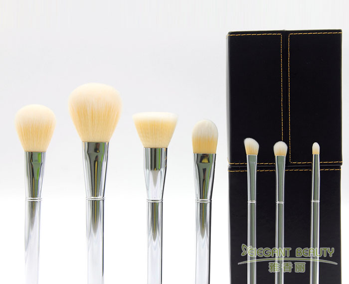 成套化妝刷怎么用?從底妝到眼妝的詳細(xì)教程