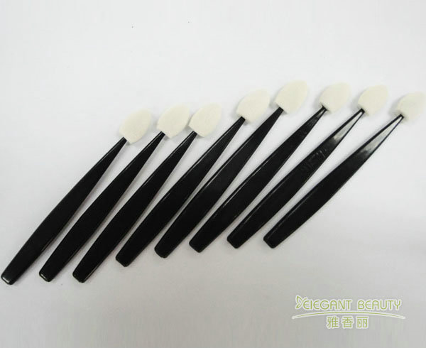 揭秘化妝刷套裝:不同臉型適合的刷型搭配指南